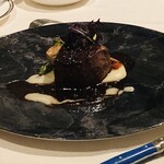 フランス料理　レ・セレブリテ - 極上A5ランク黒毛和牛肉の炭火焼き