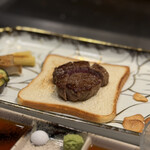 宮崎牛鉄板焼ステーキ 心斎橋みやちく みやざき館 - 