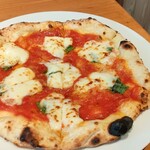 Pizzeria&Cafe WAKUWAKU - マルゲリータ