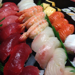 雷寿し - 料理写真:出前のお寿司