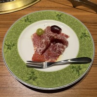 中目黒焼肉 登牛門 - 