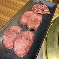 中目黒焼肉 登牛門 - 