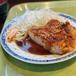 食堂銭屋 - とり焼き肉