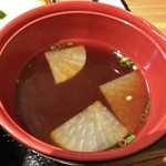 浅草 牛かつ - 味噌汁は赤だし