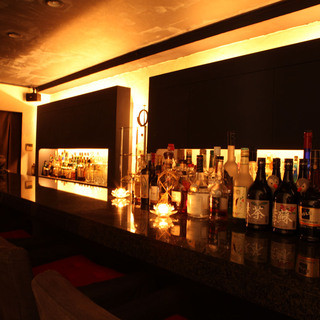 大人な空間でおくつろぎくださいませ！