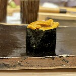 銀座 すし傳 - うに軍艦巻き