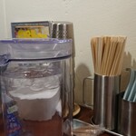 麺屋 寛 - テーブルセッティング