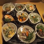 酒菜の肴 遊食家 - 付き出しは好きなものが選べます