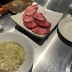 海老名食堂 - 上タン