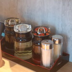 S.S Century Plus+ - 卓上調味料