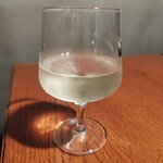 Seafood bar Ermitage - ハウスワイン白638円