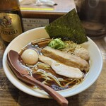 らーめん チキント - 味玉鶏中華そば¥1100、エビス（中）¥600