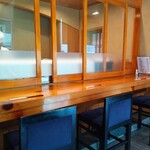 岬鮨 - カウンター席