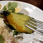 海南チキンライス 夢飯 - きゅうり