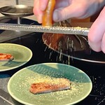 北海道焼肉 北うし - 知床和牛厚切りタン(自家製カラスミ)