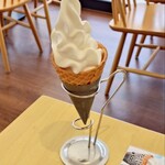 桂浜美食館 神 - ソフトクリーム、バニラ