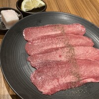 中目黒焼肉 登牛門 - 