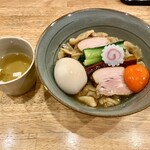 だしと麺 遊泳 - 