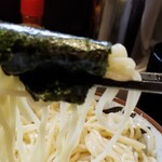 東池袋 大勝軒 - こうして巻いて。