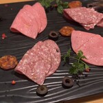 RED ROOM rooftop & grill - 