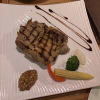 RED ROOM rooftop & grill - 