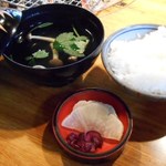 炭火網焼きランチ　ご飯　香の物　お吸い物