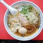 御冨久路 - 特製　御冨久路ラーメン　850円