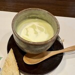 寿し肴和志 - ◉そら豆のポタージュ　
      　☘️これは正にフレンチの領域✨
