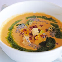 ツキ シュール ラメール - ランチセット 3500円 のポタージュスープ