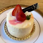 Cafe Les oeufs - グリオットマスカルポーネ