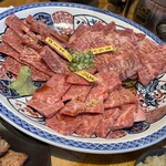 焼肉ホルモン あかまる - 