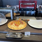 カフェ＆レストラン ヴァン - 食べ放題では取ったら負けのピザ