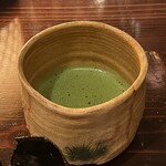たでの葉 - ご主人のたてたお抹茶
      ほろ苦さにスッキリしました♪
