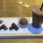 バニラビーンズ みなとみらい本店 - フェアトレードプレート