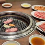 焼肉おくう 本郷台本店 - 