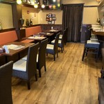 オリエンタルビストロK - 店内