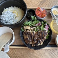 BLUE YARD - 山椒チキンプレート
