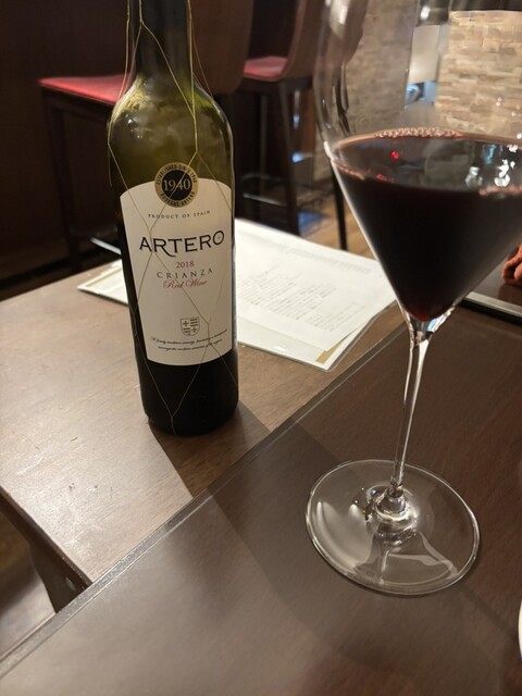 Wine Dining Quatre photo 3