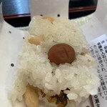 つる瀬 - むすび梅はこんな感じ