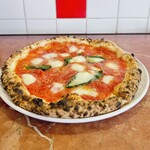 パポッキオ - 水牛モッツァレラ、バジル