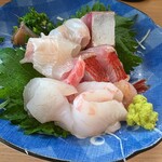 魚平 - 刺身盛り合わせ（1980円）