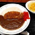 美味 - 料理写真:カツカレー(850円也) みんな大好きカツカレー♪