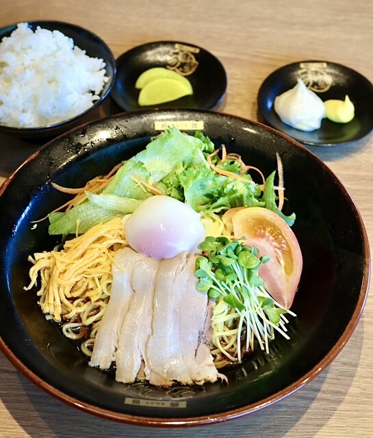 Tonkoku Umaya Ramen Narumi Ten