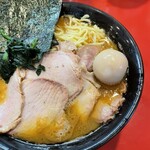 家系総本山 吉村家 - 