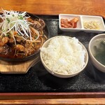 韓国食堂デジちゃん 江古田店 - イイダコ炒め定食