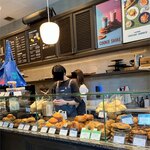 ザ シティ ベーカリー - 店内佇まい