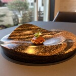 プレゼンテ スギ - 千葉の魅力
      　伊勢海老×塩麹
      　伊勢海老パウダー+ホワイトチョコレート
      　生チョコレート
      　伊勢海老の頭と野菜のスープ×ゼラチンのシート
      　スナップエンドウの新芽