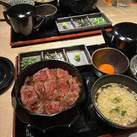 炭火和牛焼肉もうもう亭 広小路店 - 