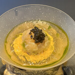 プレゼンテ スギ - スズキの生ハム
      　亜麻猫
      　人参ペースト　クリアトマトウォーター　
      　バジルオイル　N25キャビア