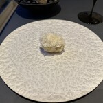 プレゼンテ スギ - 鱧
      　頭・中骨オーブン
      　+ヤマドリダケ〜天然キノコ　鱧スープ
      　GV  スーパー鱧　フリット
      　マカダミアナッツロースト